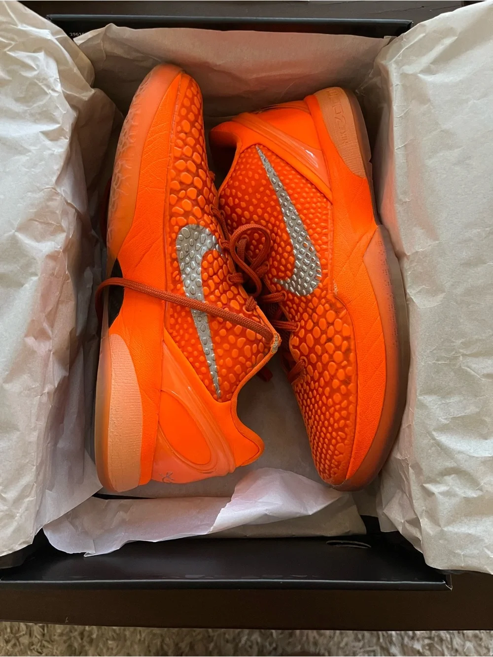 Nike KOBE VI 6 PROTRO 8.5 Total Orange, Metallic Silver - Rare